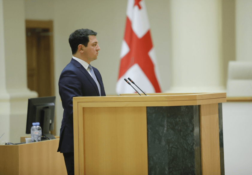 تالكفادزه رئيس البرلمان الجورجي الجديد