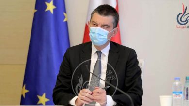 جيورجي جاخاريا رئيس وزراء جورجيا يُطلق حزمة جديدة من قرارات تخفيف القيود الوبائية