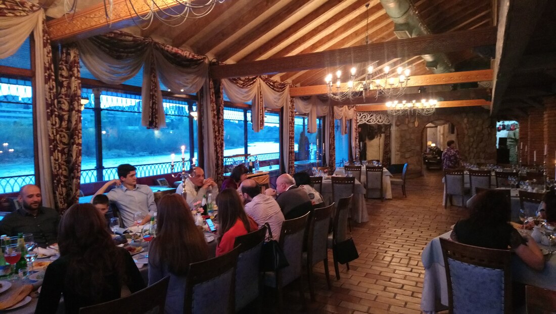 تعرف عـلى أشهر مطعم يحتفظ بأقدم طاحونة في عاصمة جورجيا تبليسي 5