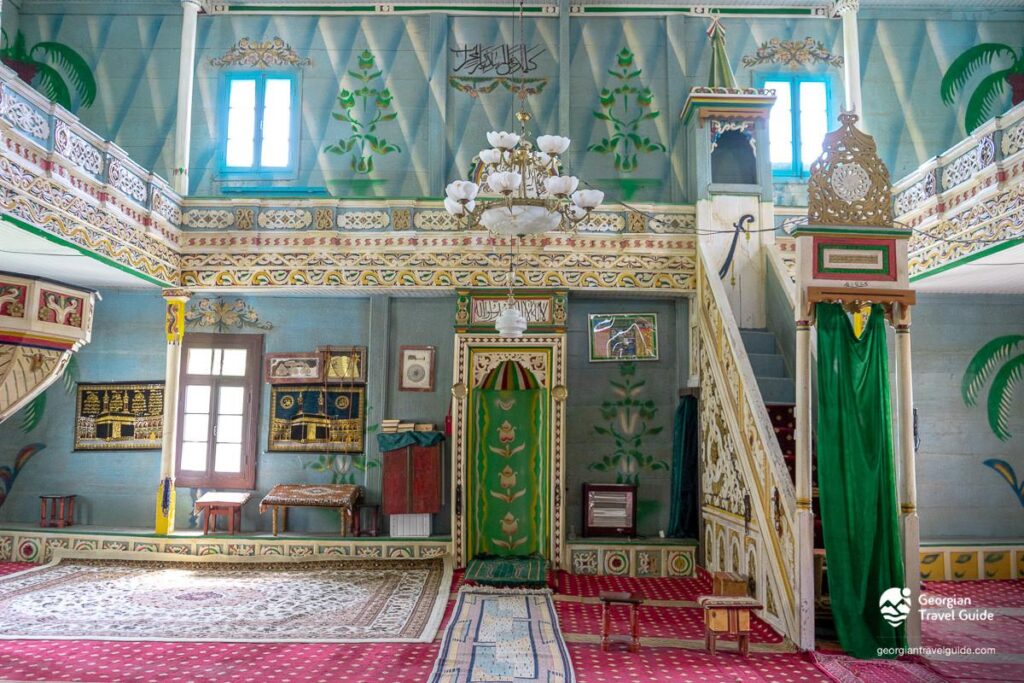 أشهر المساجد في جورجيا وأماكن وتاريخ إنشائها 18