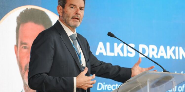 البنك الأوروبي لإعادة الإعمار والتنمية يخطط لدعم القطاع الخاص في جورجيا بمبلغ 300 مليون يورو مع التركيز على الممر الأوسط